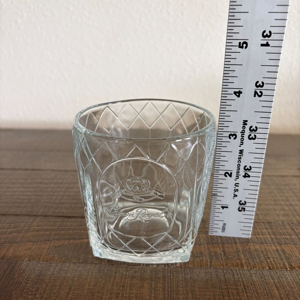 Crown Royal Whiskey Glass Embossed Diamond Low Ball Barware Set of 2 Glasses - Picture 7 of 9